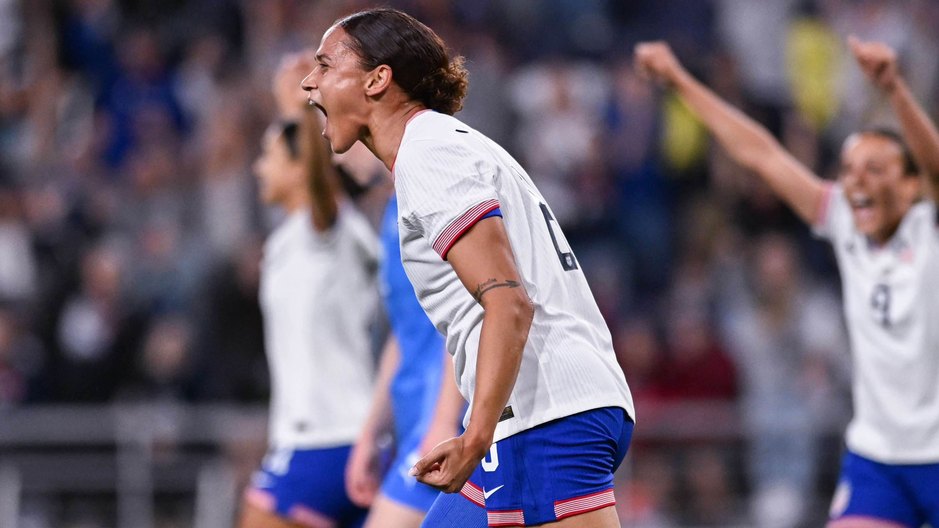 更是对中国 更是对中国