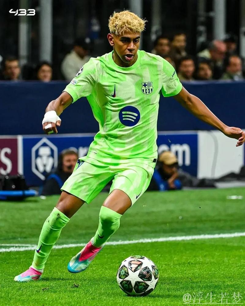 罗马诺：亚马尔续约巴萨至2031年，本赛季斩获18球23助