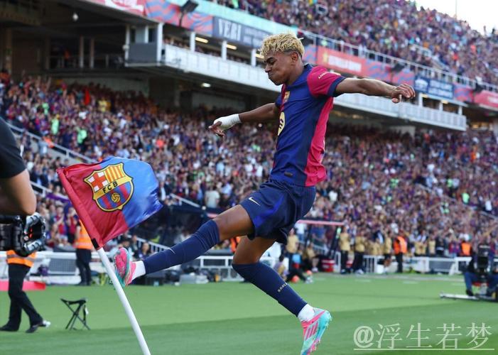 德容回应为何不戴亚马尔、巴尔德墨镜:因为没太阳 德容回应为何不戴亚马尔、巴尔德墨镜:因为没太阳