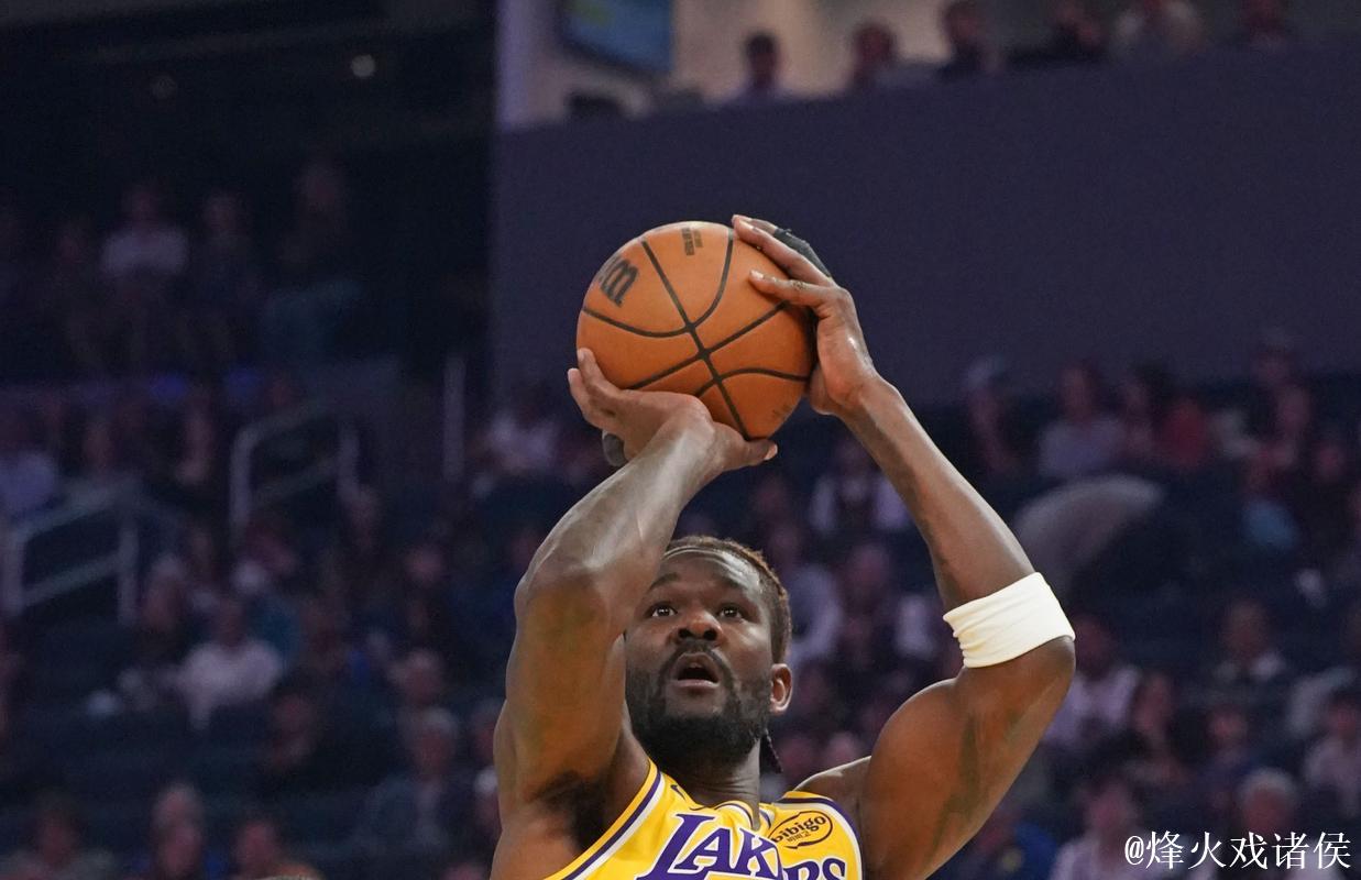 艾顿22+15助开拓者击败热火 尼克斯让篮网吞4连败 艾顿22+15助开拓者击败热火 尼克斯让篮网吞4连败