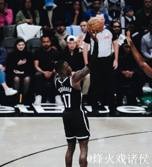 字母34+11雄鹿逆转篮网 76人力克公牛近5战4胜
