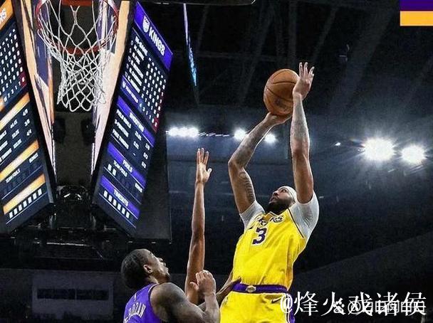 浓眉36+15+8里夫斯26+16 国王遭湖人四杀6连败